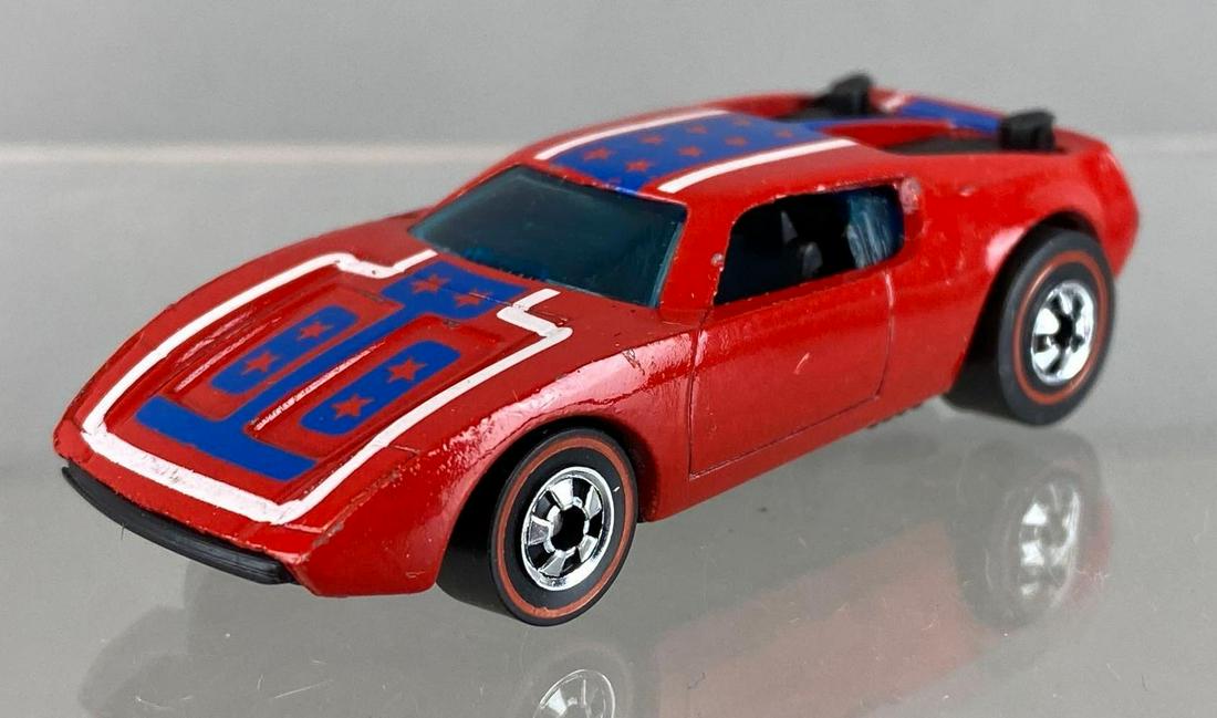 Hot Wheels Redline Warpath Die-Cast Car: 1969. Mattel. Red Line Tires. Red Body.