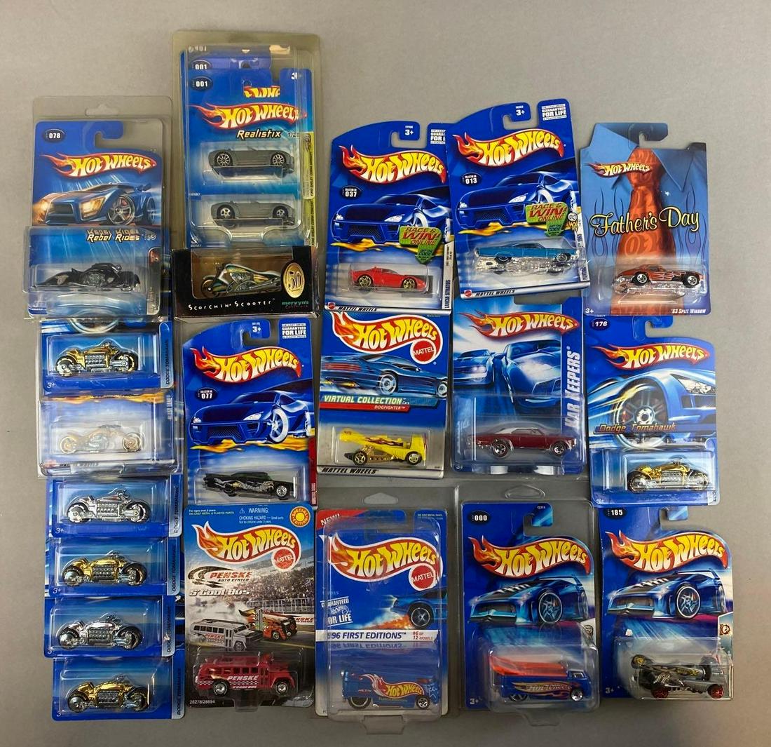 Group of 20 Assorted Hot Wheels Die-Cast Vehicles: Mattel. Includes Dodge Tomahawk, dogfighted, wastelanders big Thunder, and more.