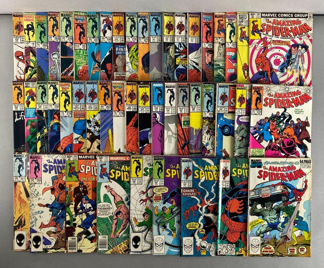 Group of 40+ Marvel The Amazing Spider-Man Comic Books (1 of 5)