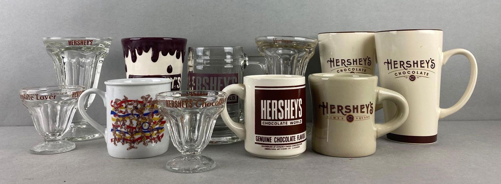 Group of 11 Hershey Cups and Mugs (1 of 4)