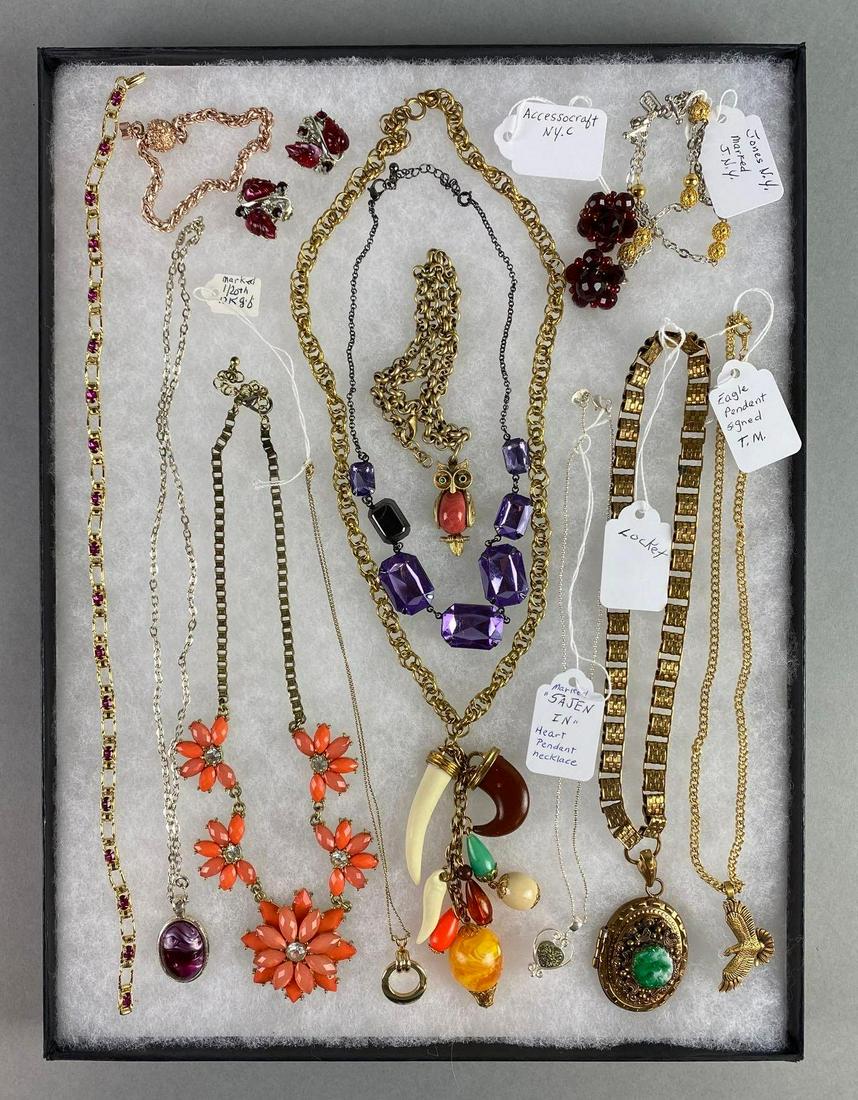 Group of 14 Assorted Jewelry Pieces (1 of 3)