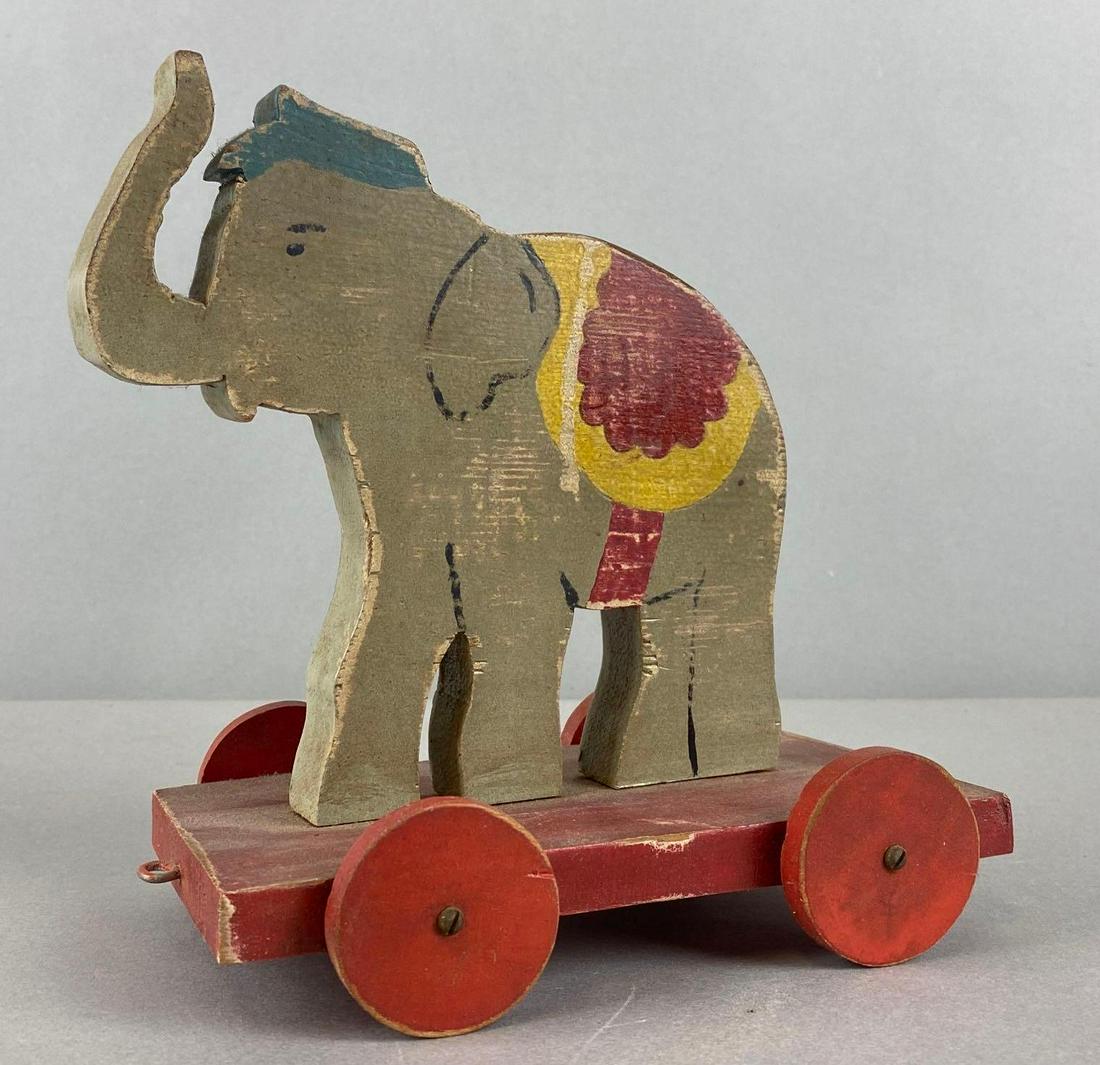 Childs Wood Elephant Pull Toy: No pully string. 7 1/2 x 7 x 4 inches