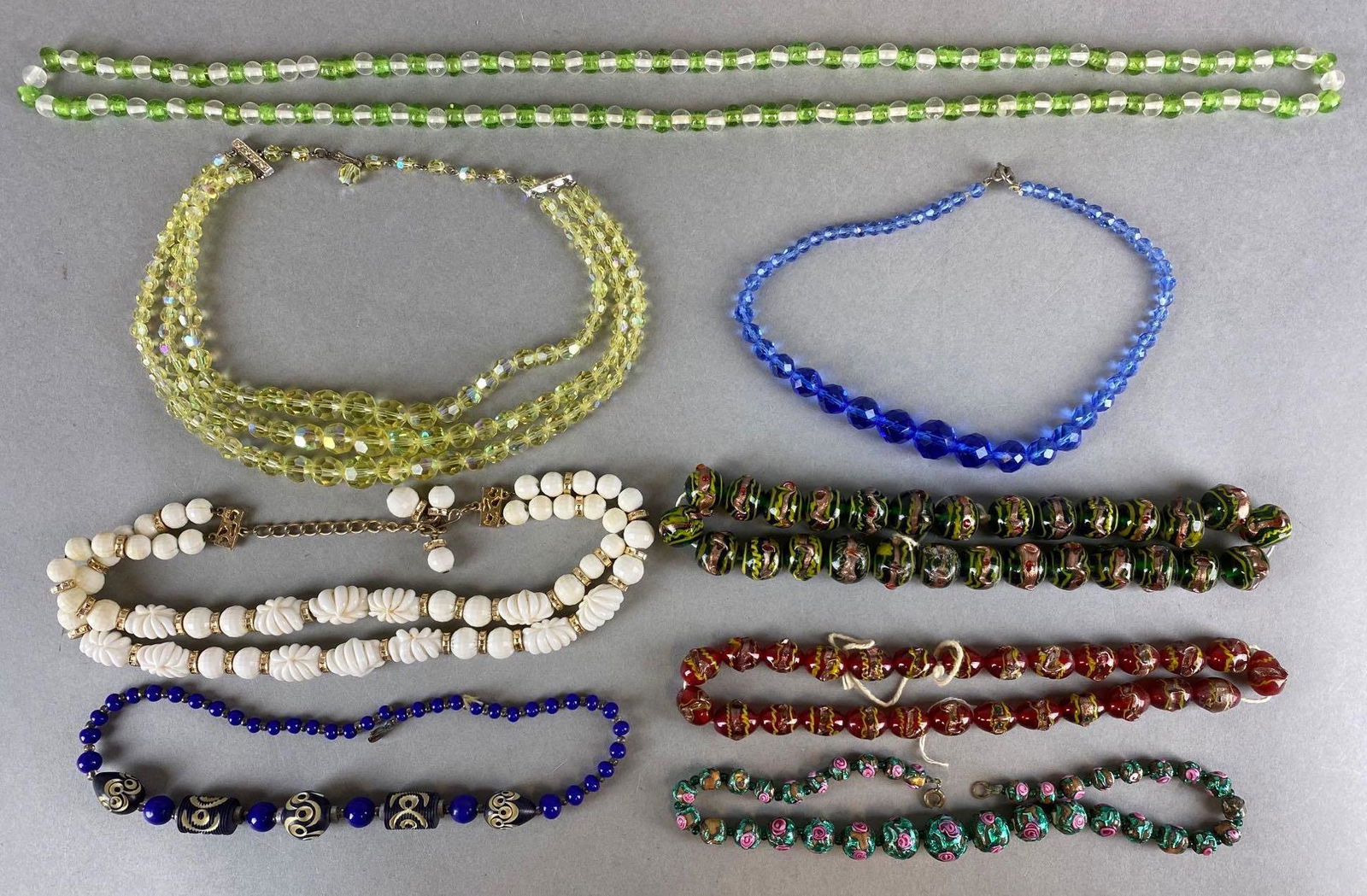 Group of 8 Beaded Necklaces (1 of 3)