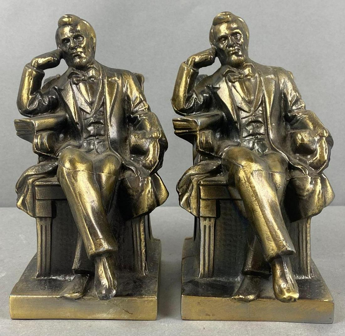 Pair of Seated Abraham Lincoln Metal Bookends: 7 1/4 x 3 1/4 x 4 1/4 inches