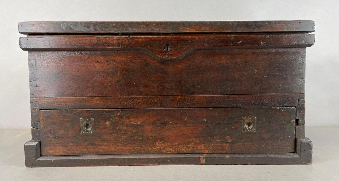 Antique Carpenters Wood Tool Chest (1 of 8)