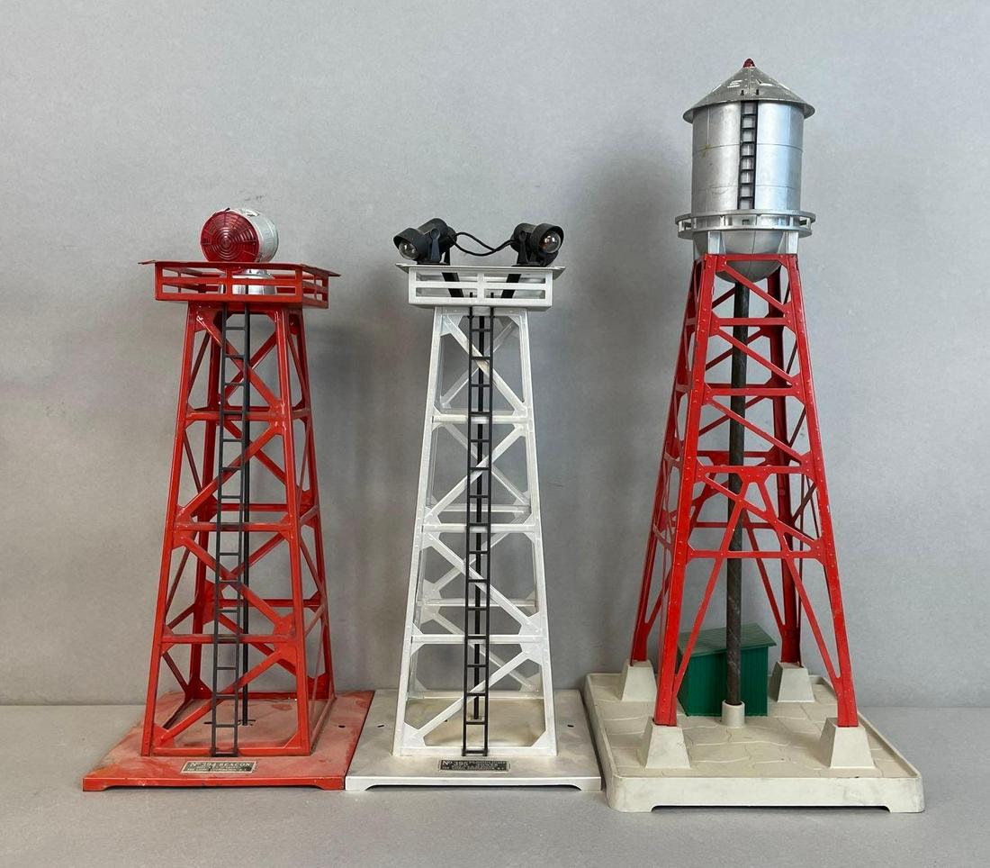 Group of 3 Lionel O Scale Towers (1 of 5)