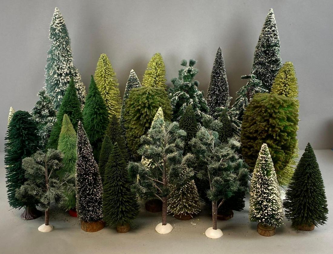 Group of 30+ G Scale Trees (1 of 3)