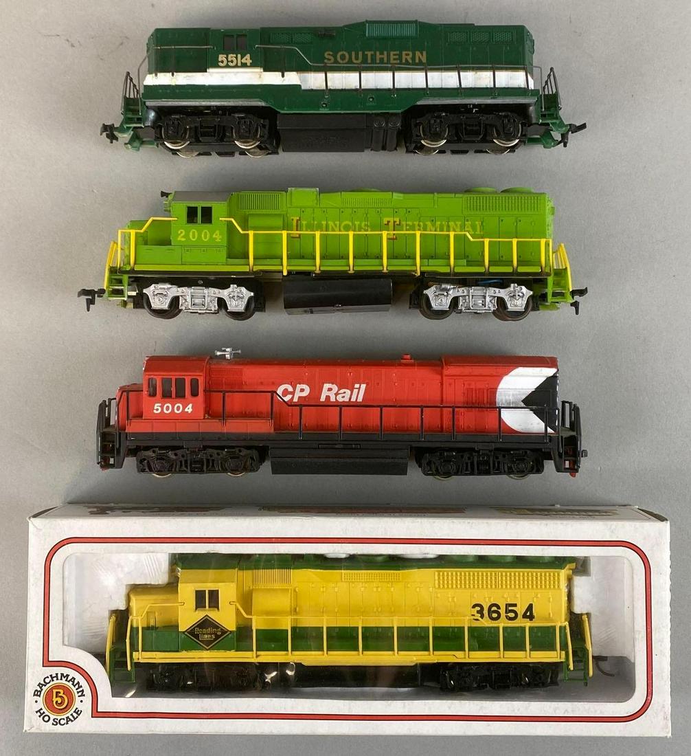 Group of 4 HO Scale Diesel Locomotives (1 of 4)