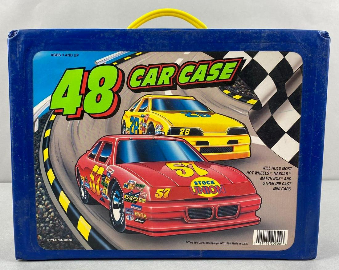 Tara Toy 48 Vinyl Car Case (1 of 5)