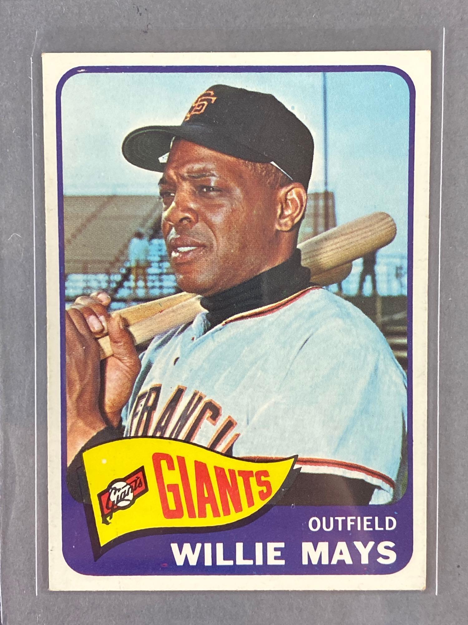 1965 Topps Willie Mays #250: Great centeringNice eye appealVGEX
