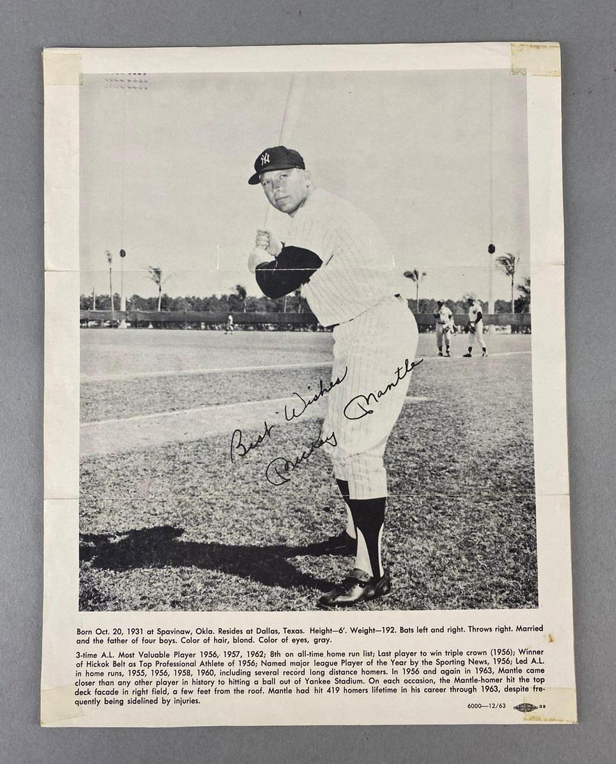 1963 New York Yankees Trifold Mickey Mantle Premium (1 of 5)