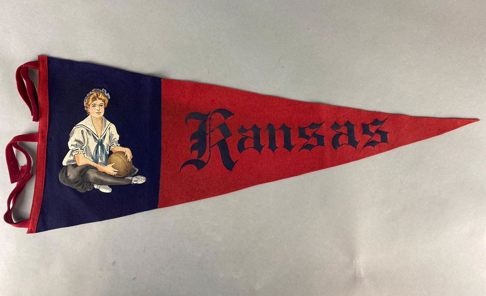 Rare Early 1900s University of Kansas Womens Basketball Club Pennant (1 of 4)