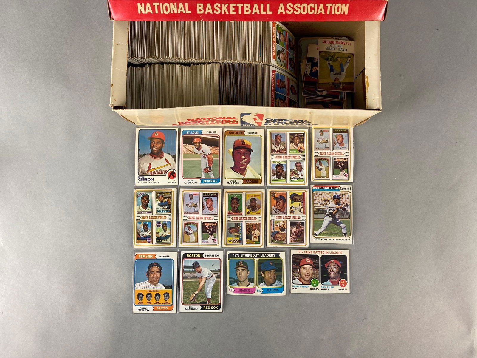 Shoe Box of 600+ Early 1970s Topps Baseball Cards with HOFs, Stars and Rookies (1 of 3)