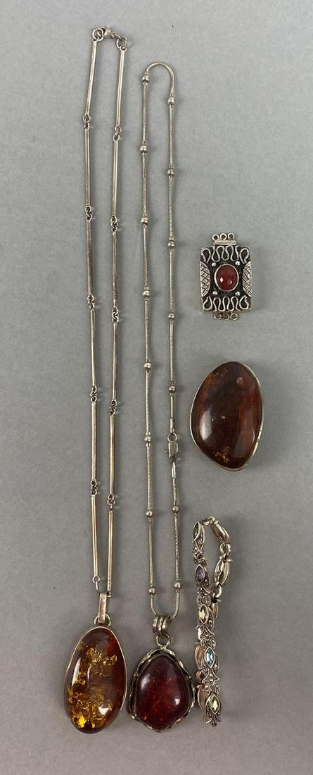 Group of 5 Assorted Jewelry Pieces (1 of 4)