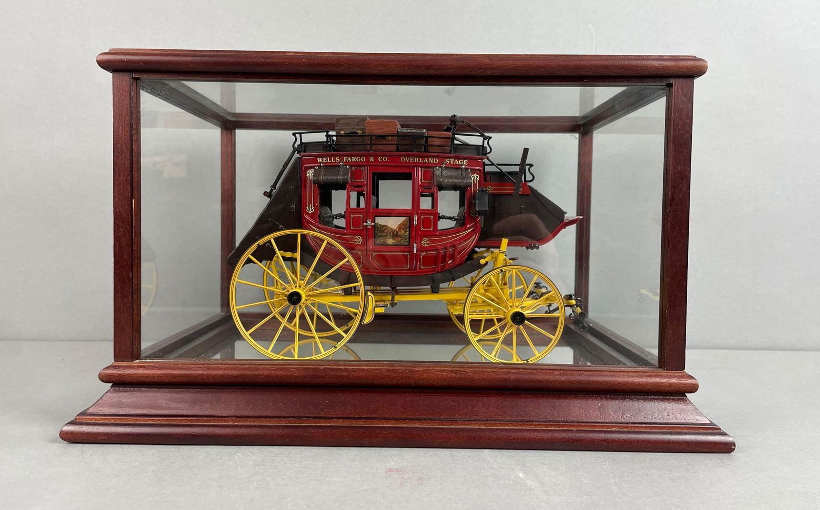Wells Fargo and Co. Overland Stage Coach with Glass Case (1 of 5)