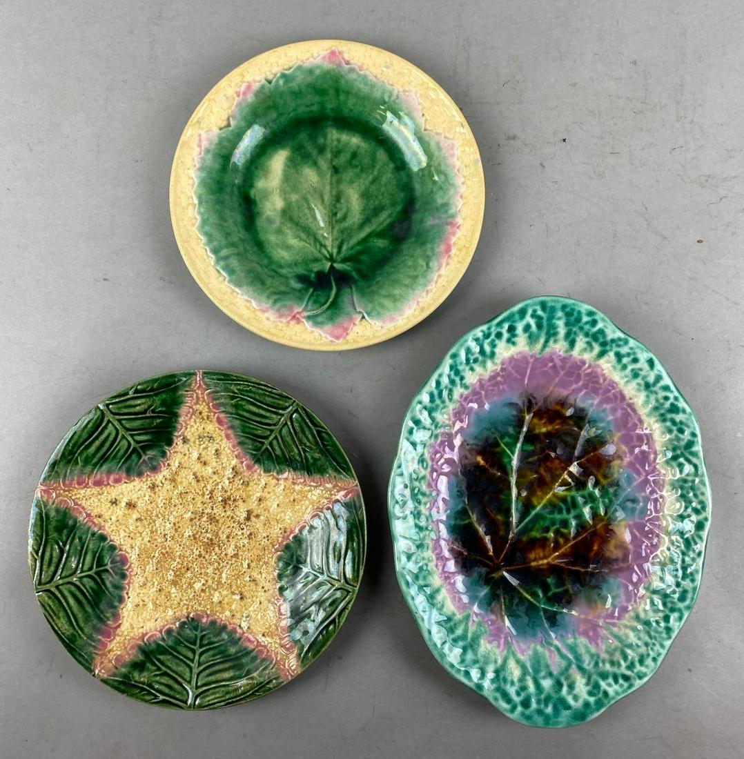 Group of 3 Majolica Floral Pattern Plates (1 of 4)