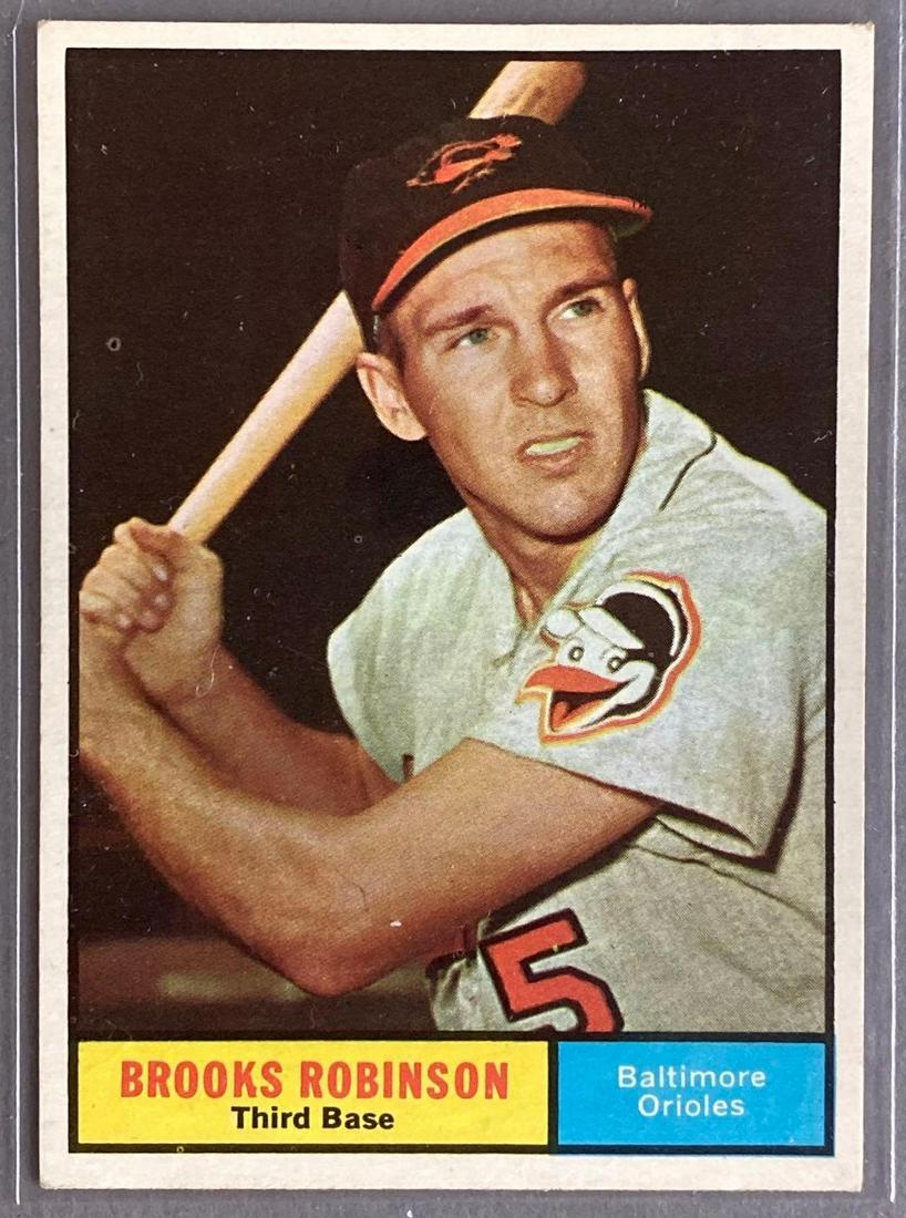 1961 Topps Brooks Robinson #10 Set Break (1 of 2)