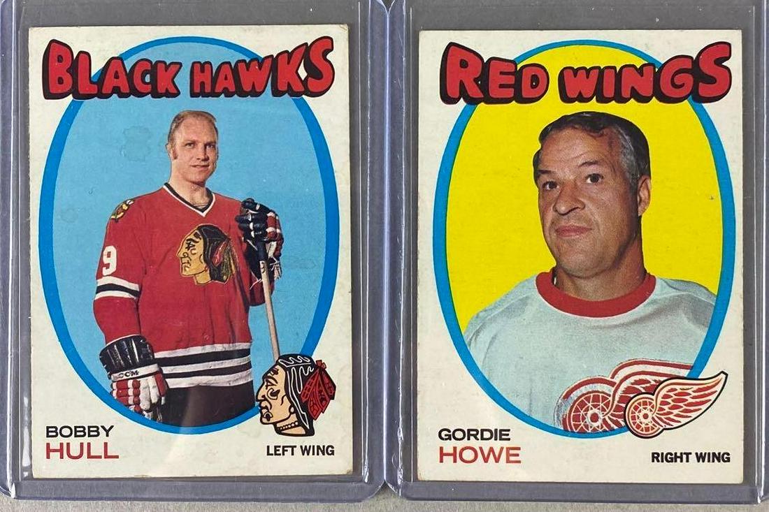 1971 Topps Gordie Howe and Bobby Hull (1 of 2)