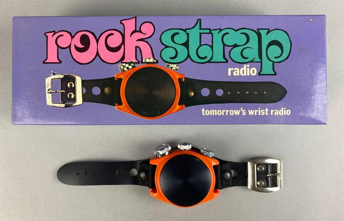 K Rock Star Radio: Untested, original box. 10 1/4 inches long.