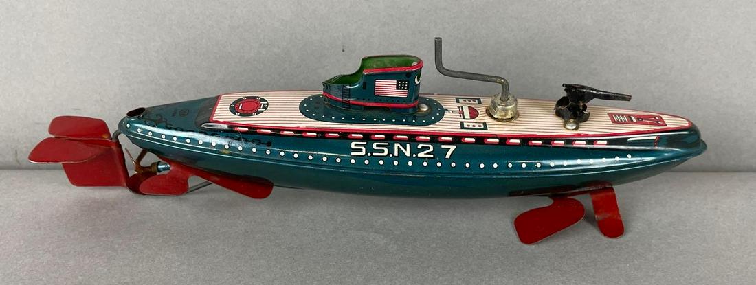 Vintage San Marusan SSN 27 Tin Litho Wind-up Submarine (1 of 4)