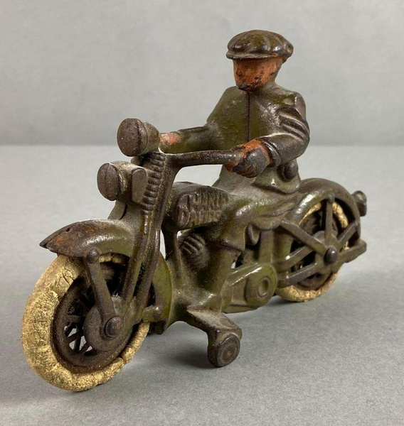Hubley Cast Iron Harley Davidson Motorcycle With Rider