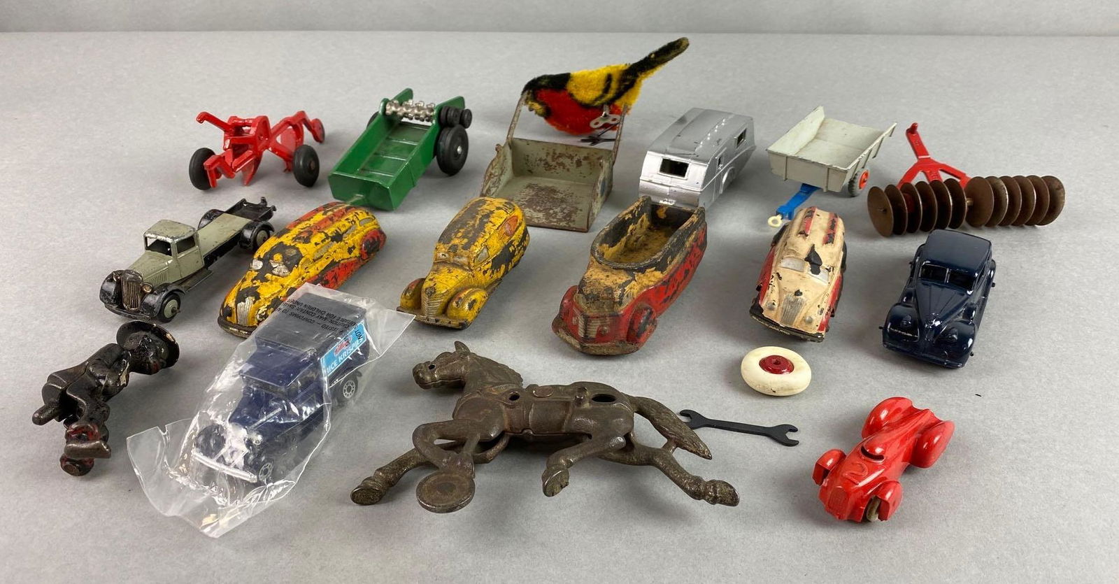 Group of Miscellaneous Vehicles and Toys (1 of 4)