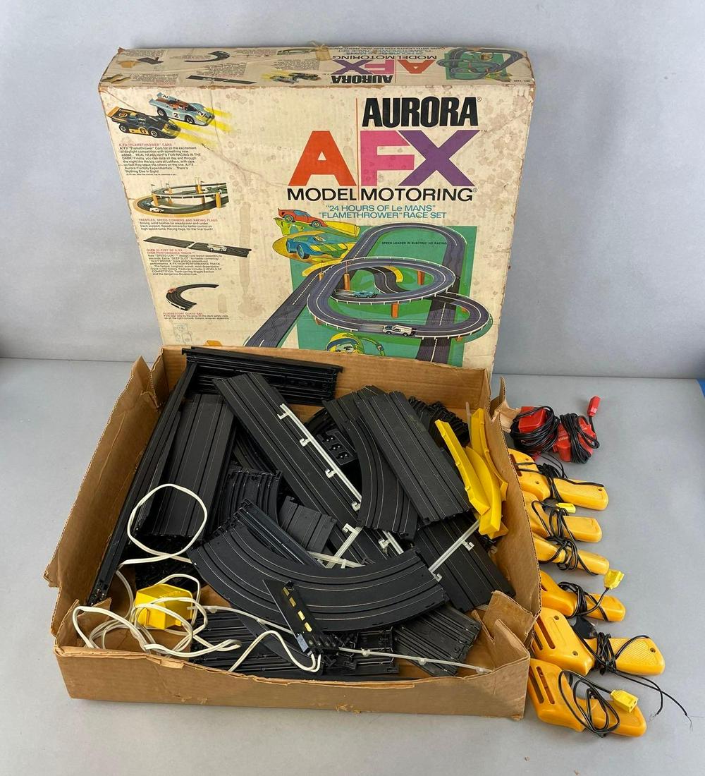 1972 Aurora AFX Model Motoring Flamethrower Race Set (1 of 4)