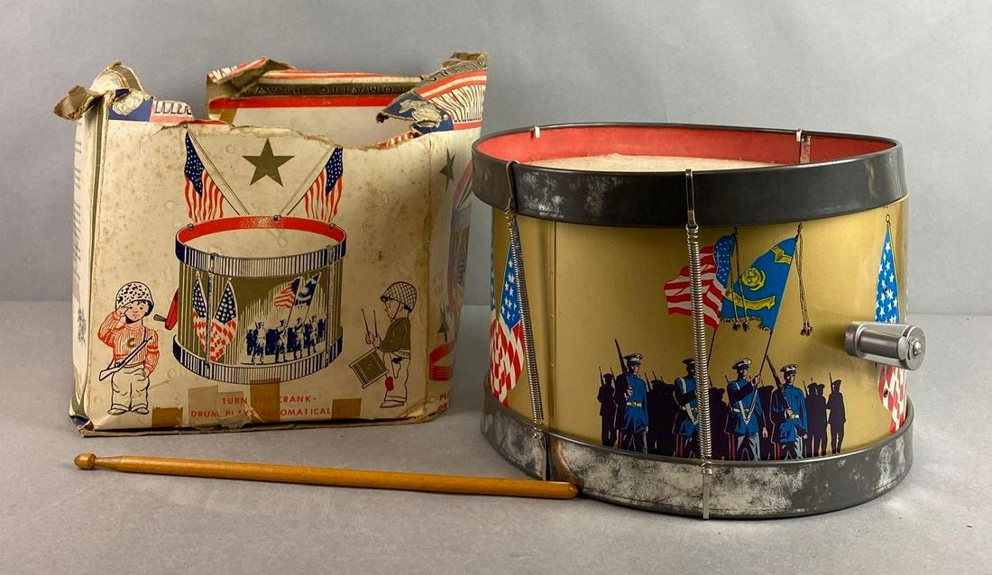 Turn Crank Marine Parade Drum (1 of 6)