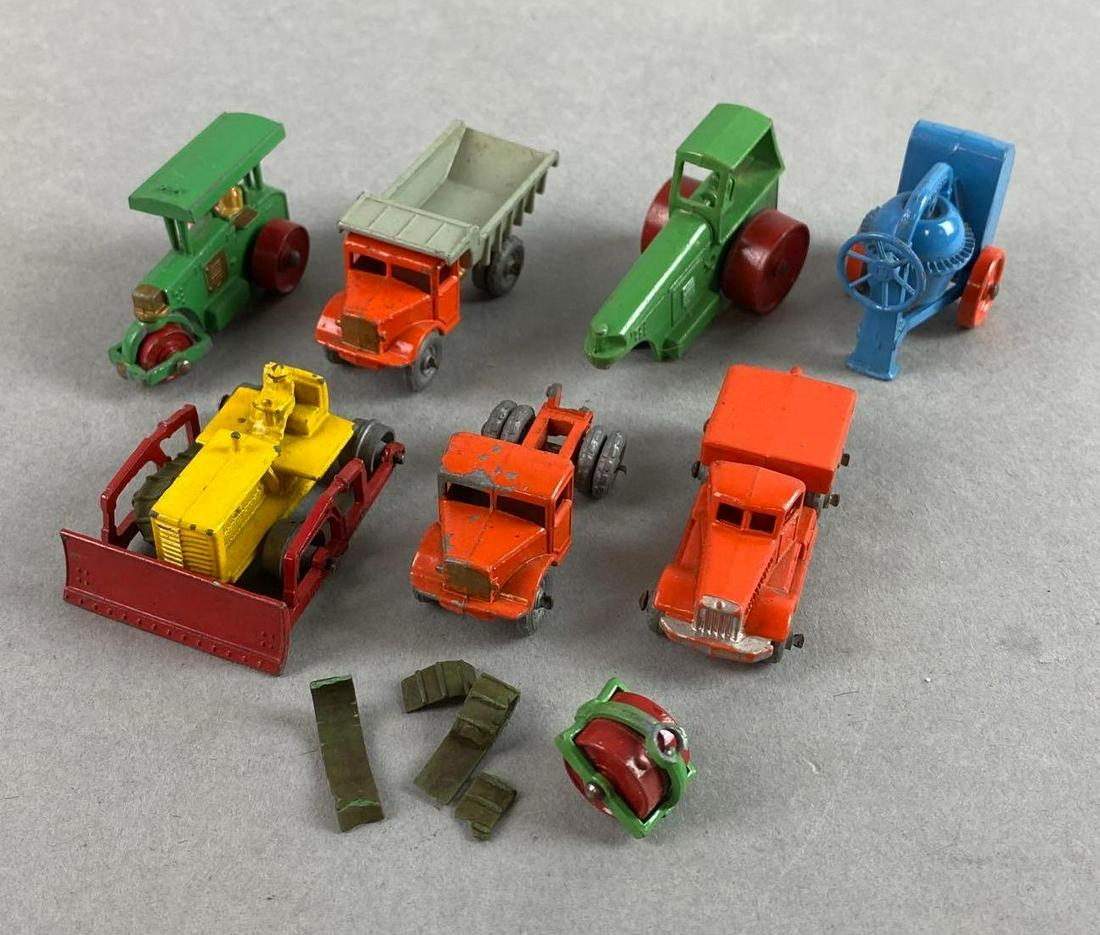 Group of 7 Matchbox Die-Cast Vehicles (1 of 3)