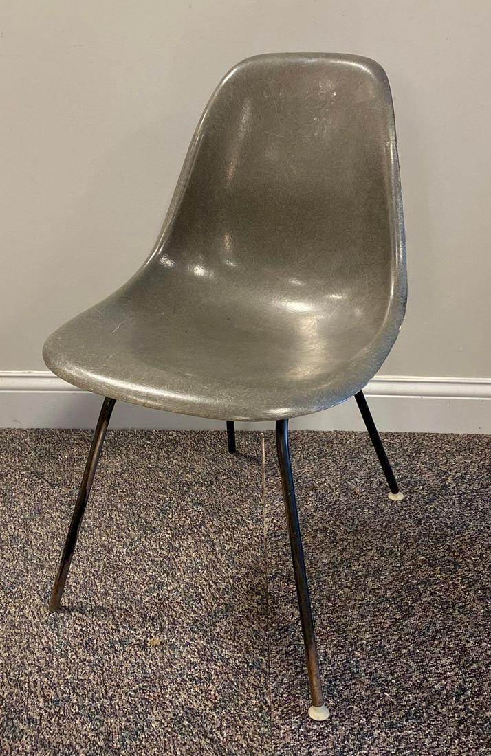 Herman Miller Eames Fiberglass Shell Chair (1 of 6)