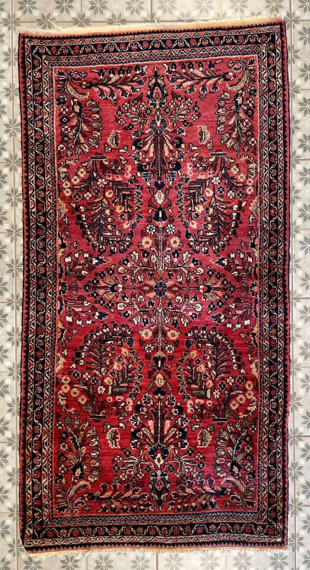 Vintage Floral Pattern Oriental Rug (1 of 3)