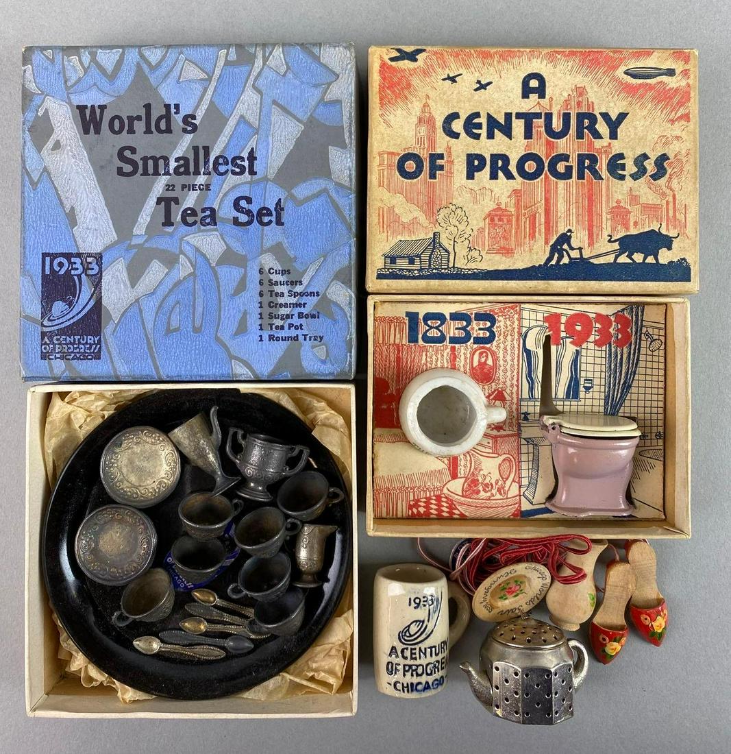 Group of 6 Chicago Worlds Fair Souvenirs (1 of 5)