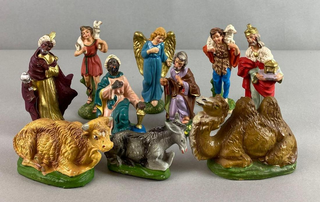 Group of 10 Nativity Set Figures (1 of 5)