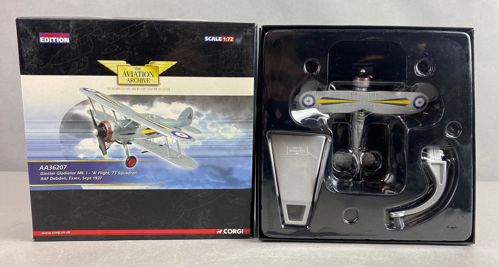Corgi The Aviation Archive AA360207 Die-Cast Plane Figure: 1/72 scale, original box. Limited edition with COA, No. 03081/2001. Gloster Gladiator MK. 1 - A Flight 73 Squadron. RAF Debden Essex used In September of 1937.