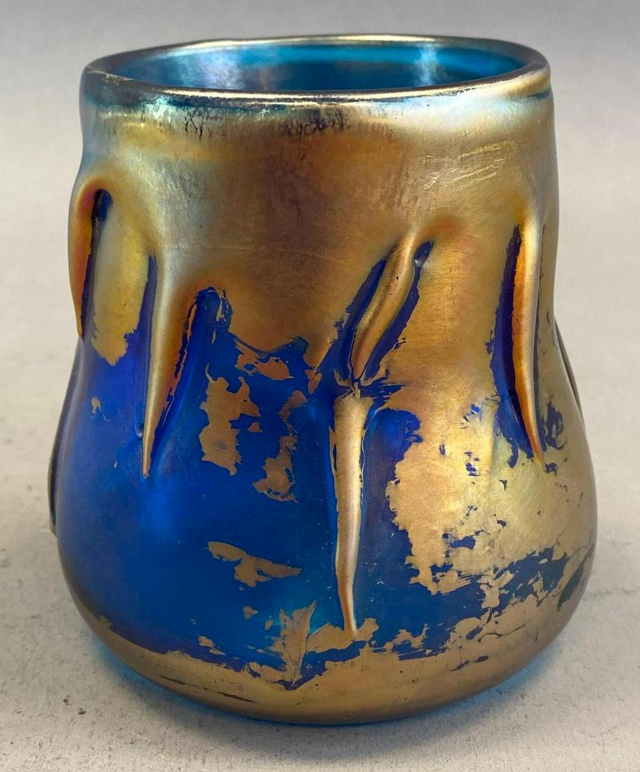 Magic Sands Blue And Gold Iridescent Glass Vase Auction