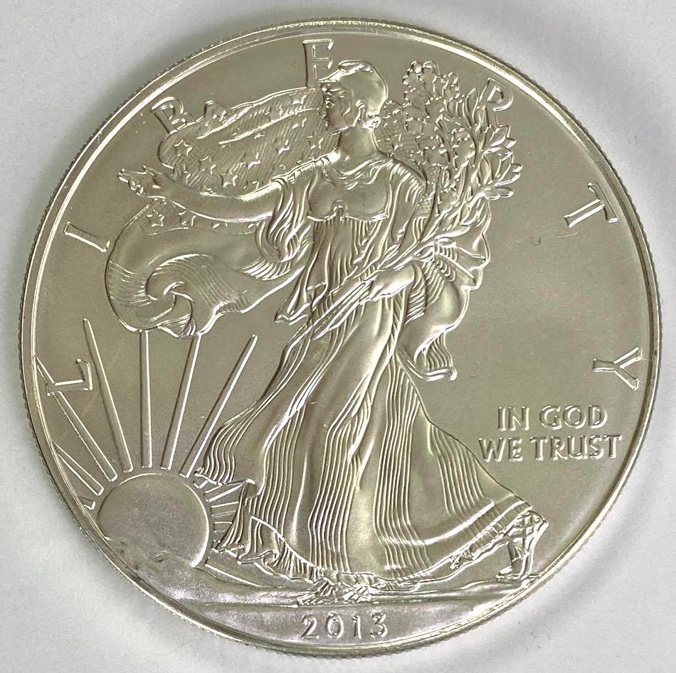 2013 American Eagle 1oz Fine Silver Dollar (1 of 2)