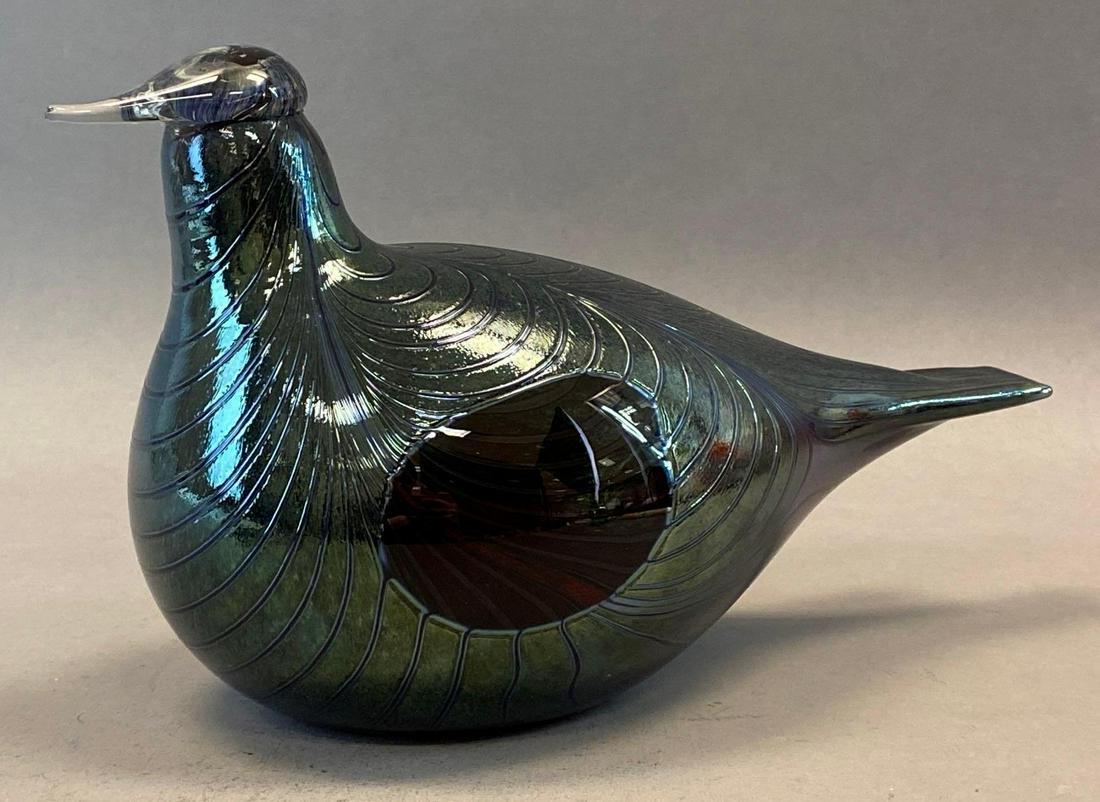 Artist Signed Hand Blown Art Glass Bird (1 of 7)