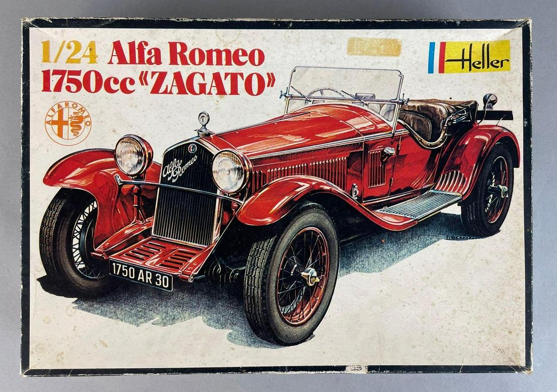 Unbuilt Bandai Alfa Romeo Gran Sport 1/12 Scale Model Kit