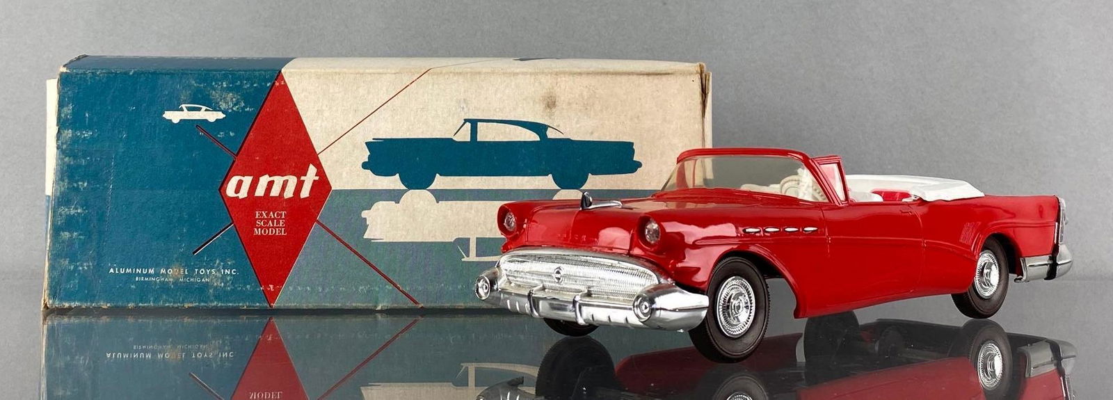 AMT 1957 Buick Roadmaster Dealership Promo Car (1 of 8)