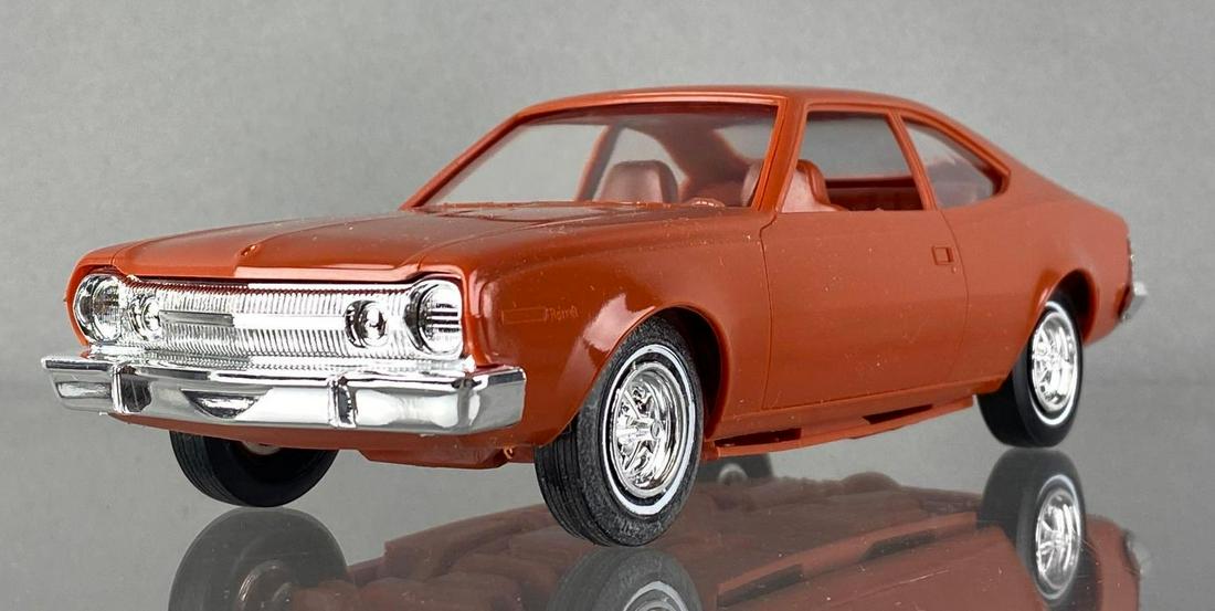 Johan Models 1974 Hornet Dealership Promo Car (1 of 7)