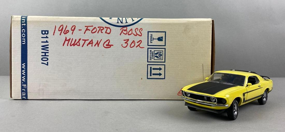 Franklin Mint 1969 Limited Edition Ford Boss Mustang 302: Original box. Color - Yellow / Black. 1/24 scale. Die-cast. With COAz