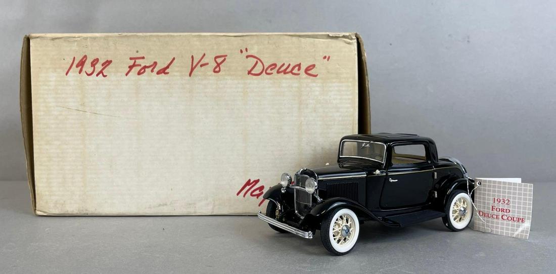 Franklin Mint 1932 Ford V8 Deuce Coupe (1 of 4)