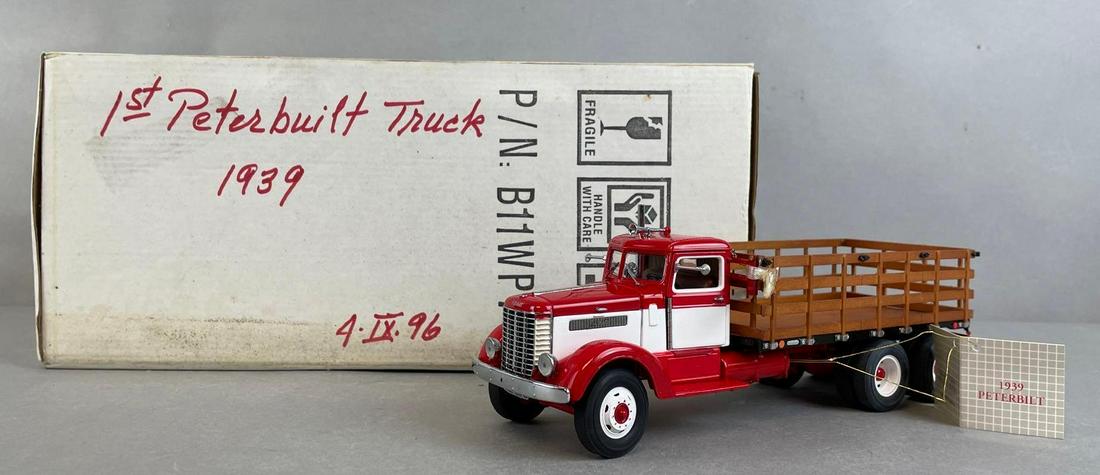 Franklin Mint 1939 Peterbilt Stake Bed Truck (1 of 5)