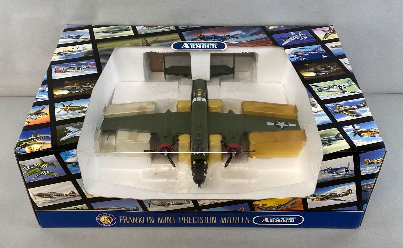 Franklin Mint US B25 Mitchell Med Bomber Plane (1 of 5)