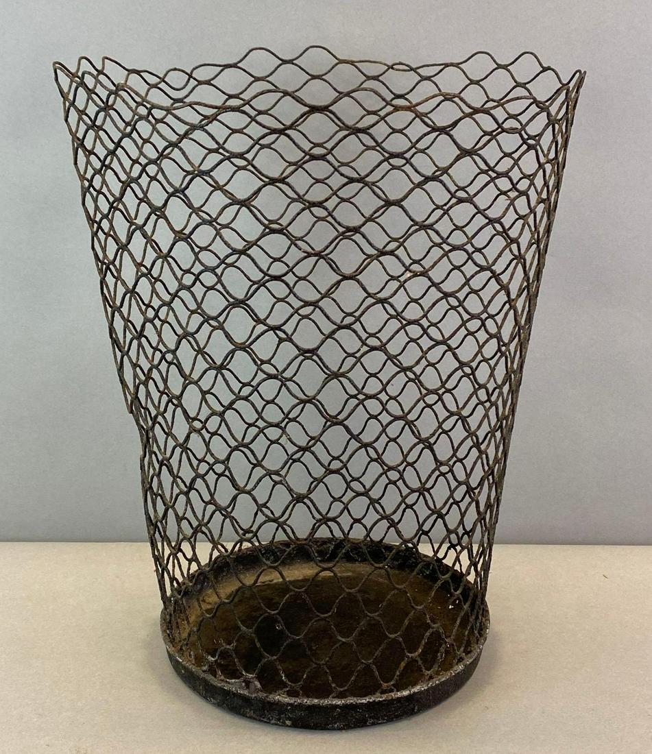 Small Chickenwire Wastebasket: Some rust along base, Measures 12 x 10 x 10in.