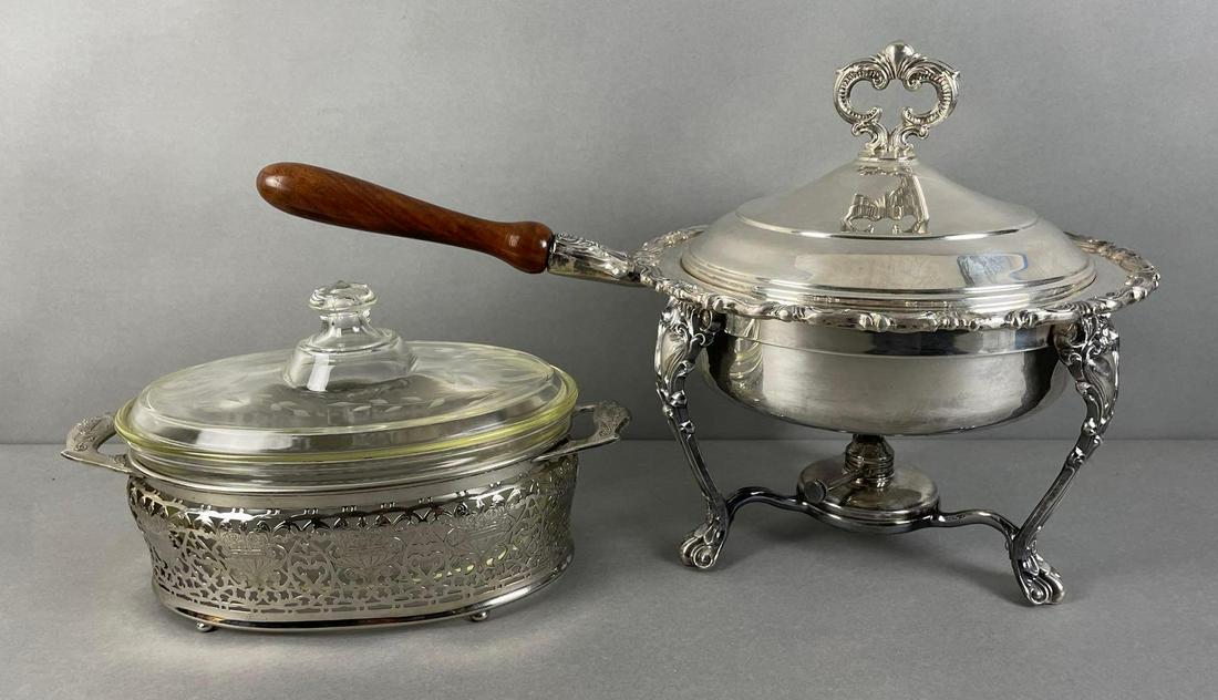 Group of 2 Vintage Silver Plated Chafing and Pyrex Casserole Dishes (1 of 7)