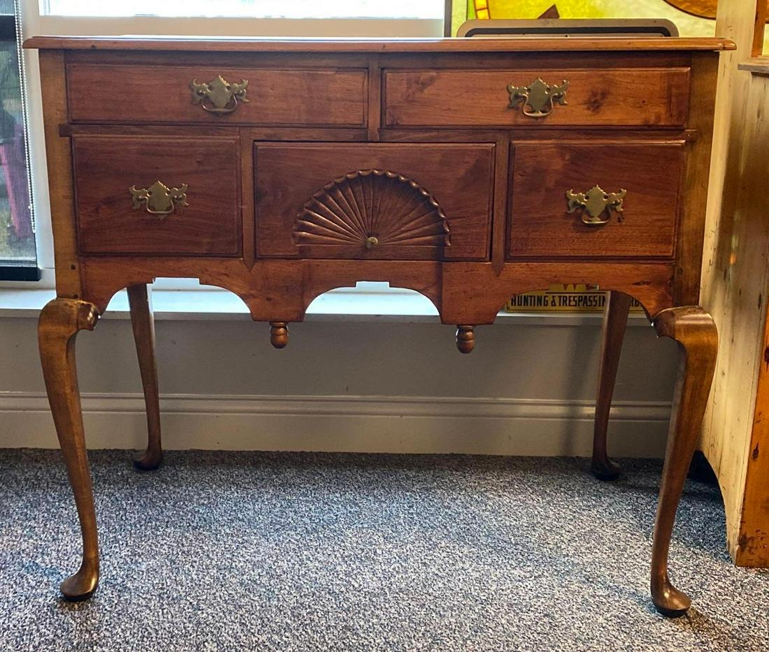 Queen Anne Cherry Wood Lowboy with Shell Carving: NO SHIPPING AVAILABLE. Measures 35 1/2 x 40 x 23in.