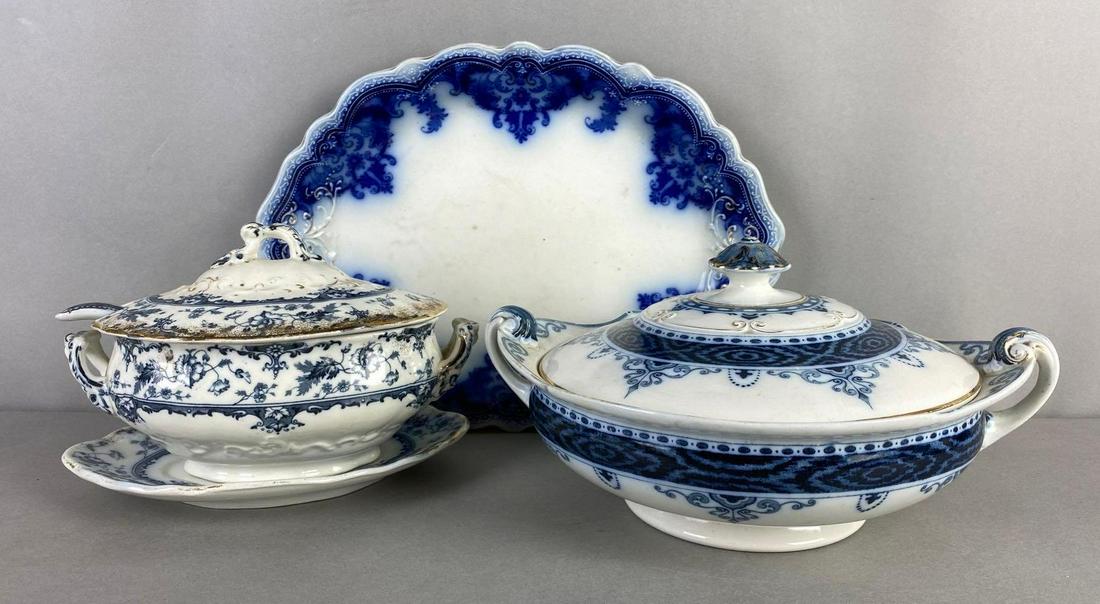 Group of 4 Flow Blue Porcelain Dishes (1 of 5)