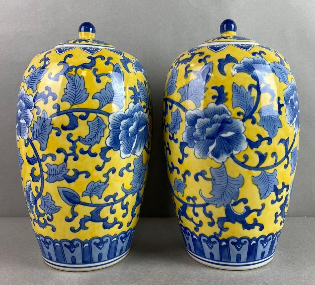 Pair of Chinese Porcelain Ginger Jars (1 of 5)