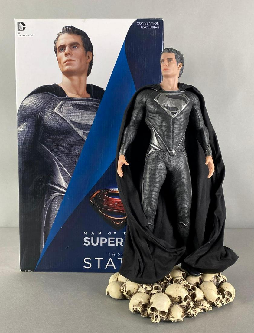 SDCC 2013 DC Comics Man of Steel Superman Black Suit Variant Statue (1 of 8)